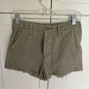 American eagle cargo shorts